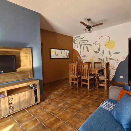 Apto Amplo, Arejado E Mobiliado Na Praia Da Enseada-Guaruja Ngoại thất bức ảnh